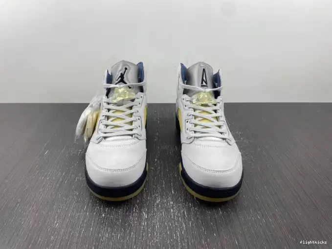 A 5 FZ5758-004 Jordan Ma Air x Maniere WMNS 0609